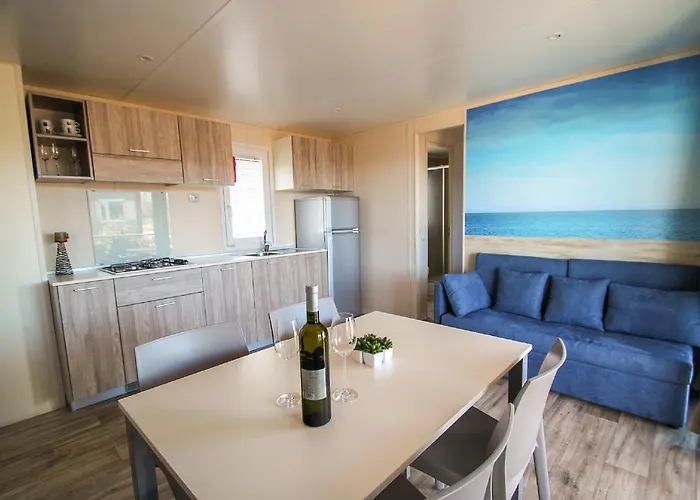 홀리데이파크 Mobile Homes Park Riviera 카리가도르