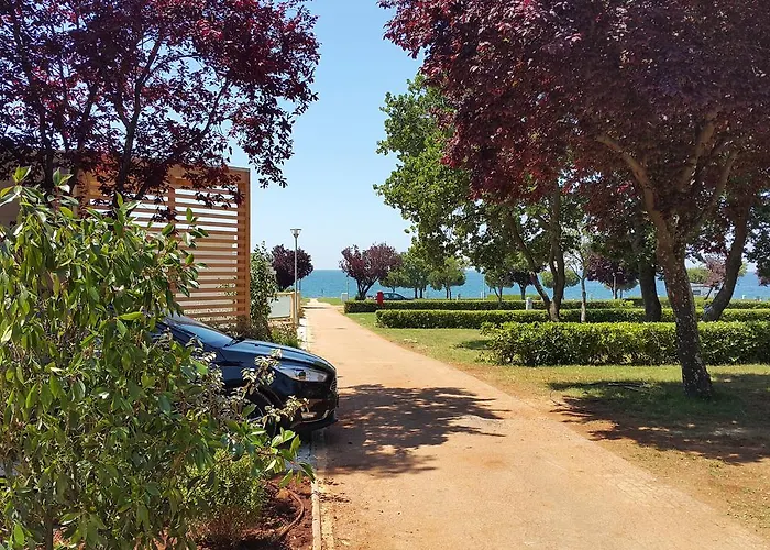 Mobile Homes Park Riviera 4* 카리가도르